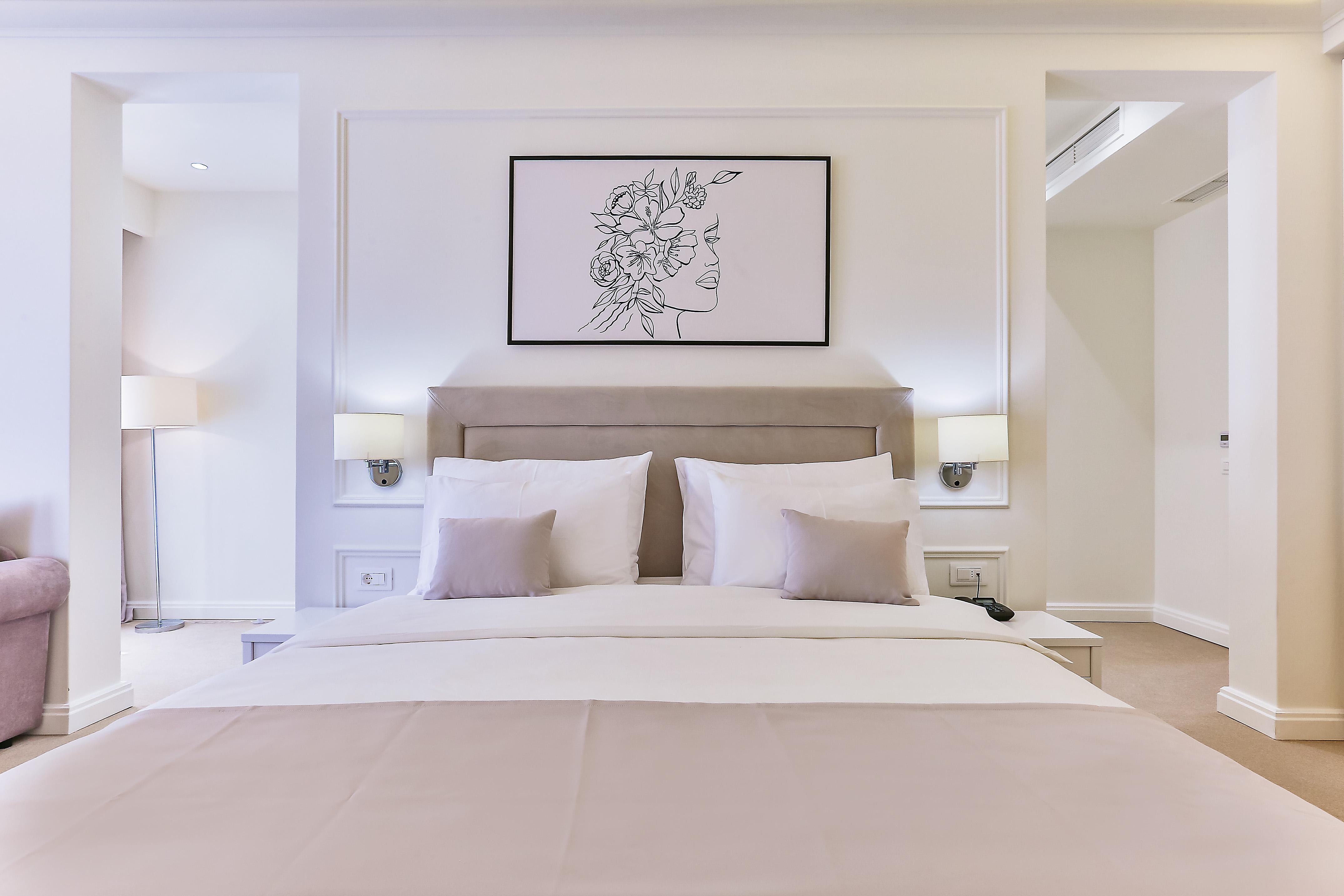 Crown 4*