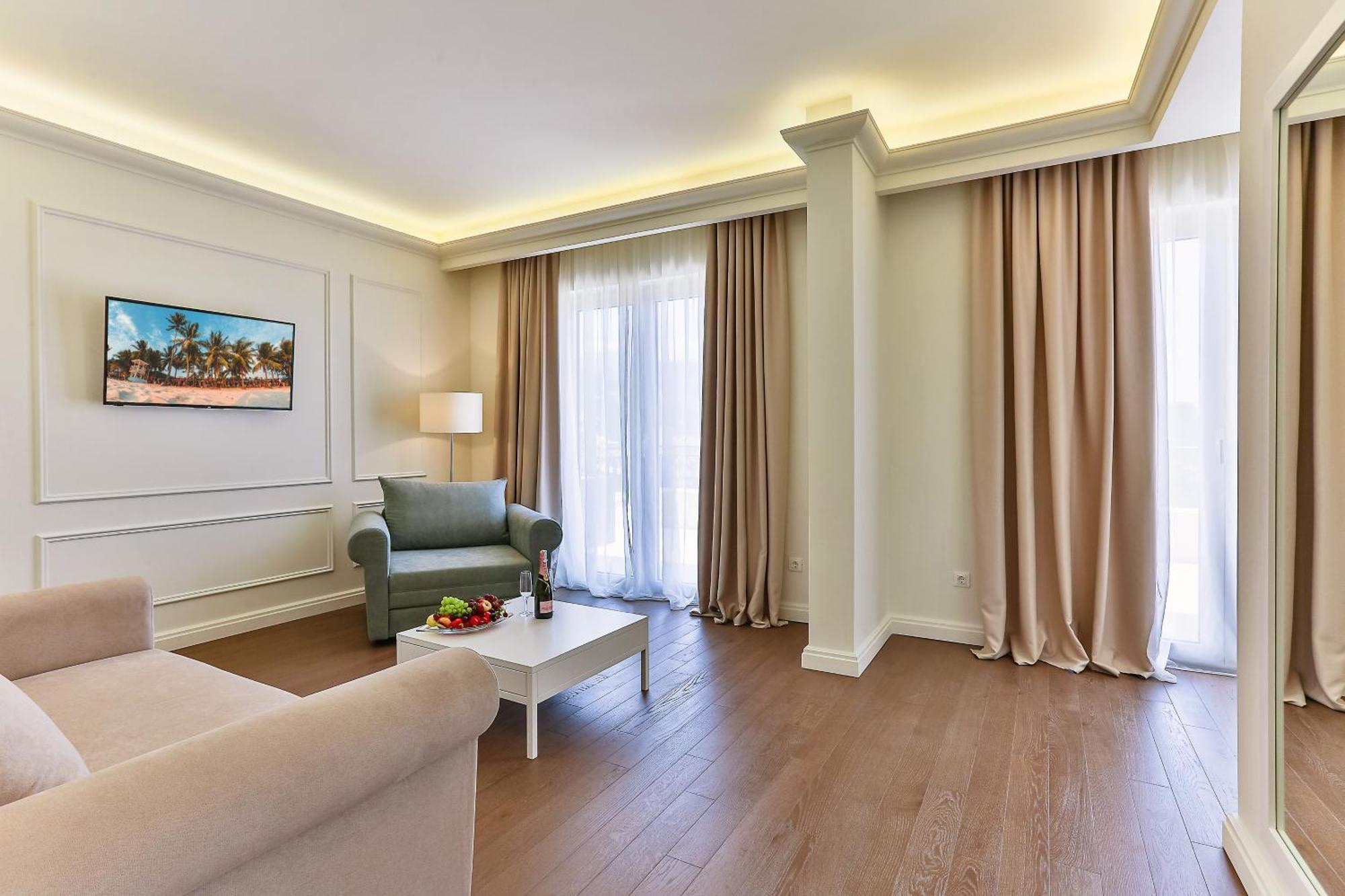 Hotell Crown 4*